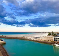 Ocean View Luxury Apartment  Suite - Accommodation Search