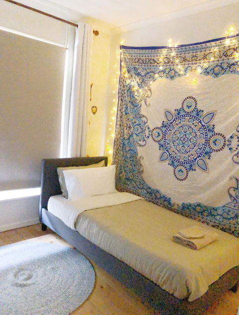 Beautiful Garden House - Accommodation Search 11