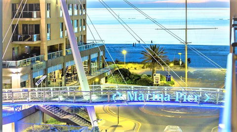 Hi 5 Glenelg Studio Apartment - Accommodation Search 29