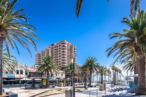 Hi 5 Glenelg Studio Apartment - Accommodation Search 30