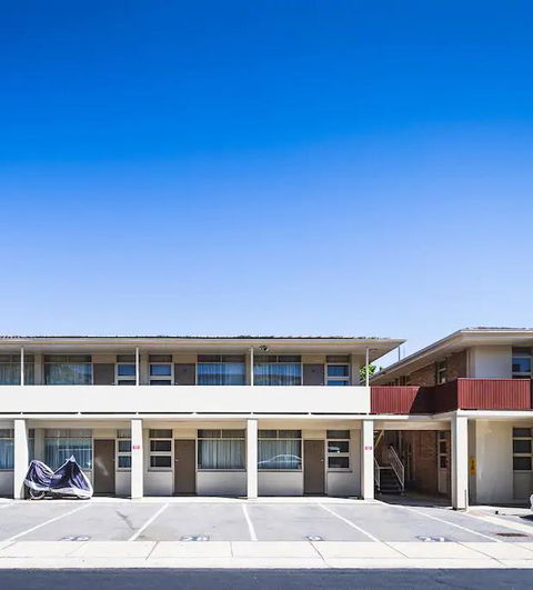 Hi 5 Glenelg Studio Apartment - Accommodation Search 14