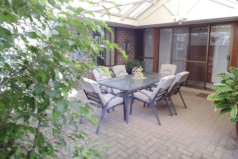 Baronet B & B - Accommodation Search 15