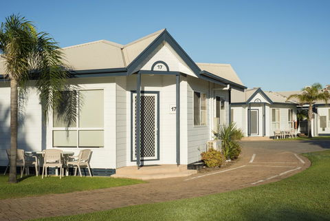 The Retreat West Beach Parks - Accommodation Search 22