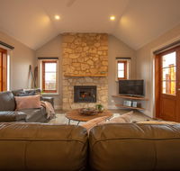 Lucy's Cottage - Accommodation Search