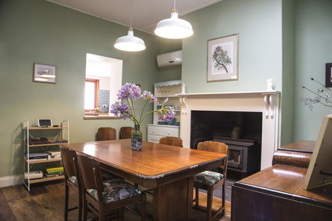 Wayfarers Cottage - Accommodation Search 6