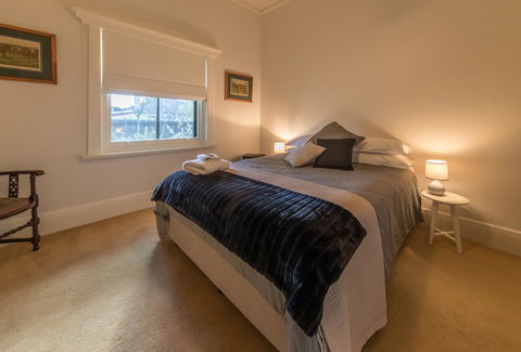 The Tudor House - Accommodation Search 11