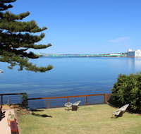 Bay 10 - Suites and Apartments