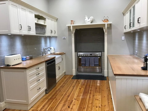 Ambrosia Holiday Home - Accommodation Search 8