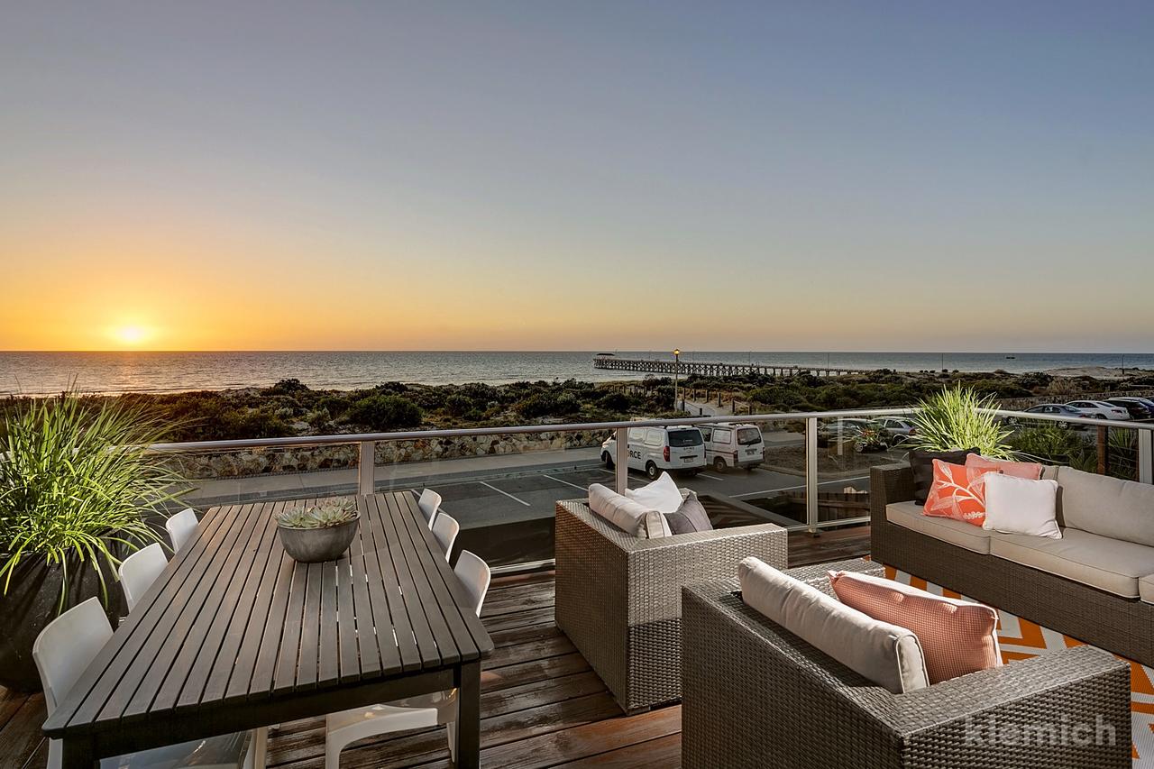  Accommodation Search
