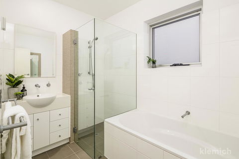 The Beach House @ Grange - Accommodation Search 7