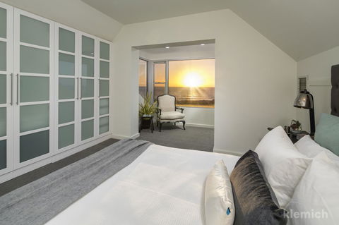 The Beach House @ Grange - Accommodation Search 5