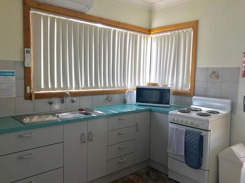 Emu Bay Holiday Homes - Accommodation Search 33