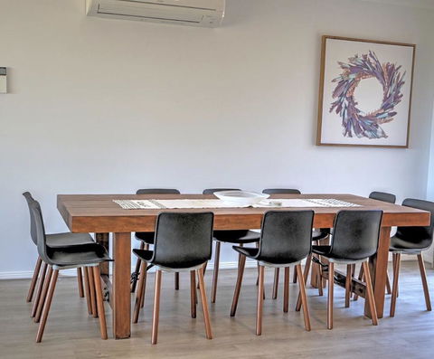 Emu Bay Holiday Homes - Accommodation Search 0
