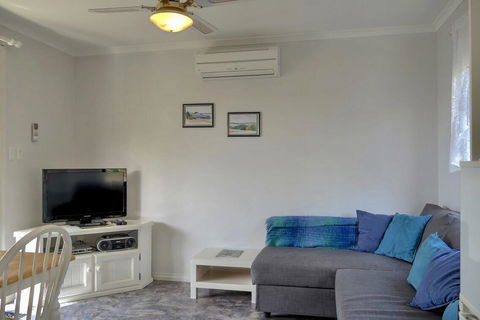 Emu Bay Holiday Homes - Accommodation Search 1