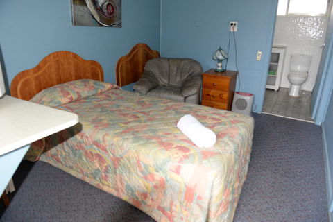 Ardeanal Motel - Accommodation Search 37