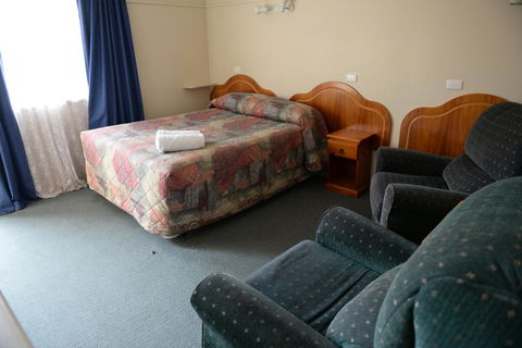 Ardeanal Motel - Accommodation Search 35