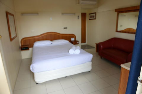 Ardeanal Motel - Accommodation Search 16