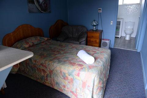 Ardeanal Motel - Accommodation Search 39