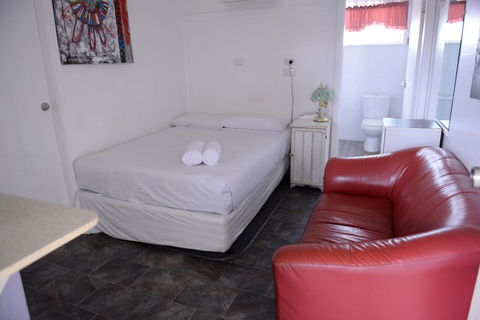 Ardeanal Motel - Accommodation Search 27