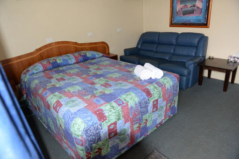 Ardeanal Motel - Accommodation Search 28