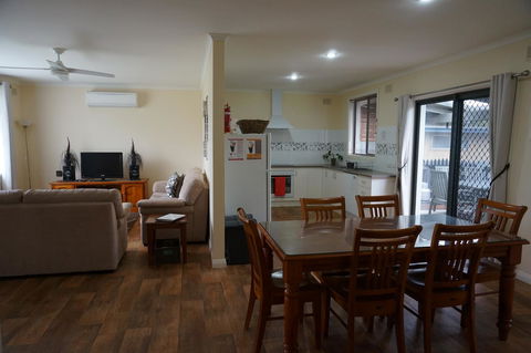Kohinoor Getaway - Accommodation Search 1