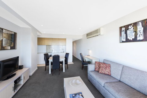 IStay Precinct Adelaide - Accommodation Search 21