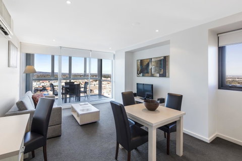 IStay Precinct Adelaide - Accommodation Search 11