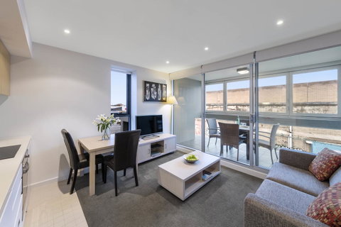IStay Precinct Adelaide - Accommodation Search 28