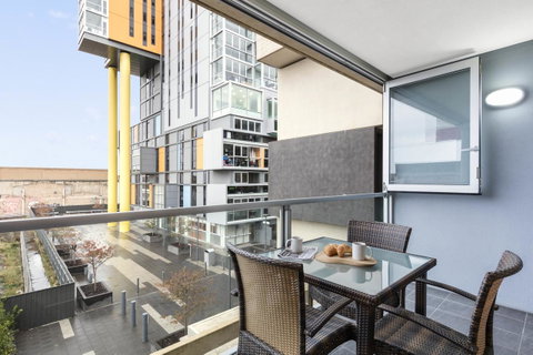 IStay Precinct Adelaide - Accommodation Search 25