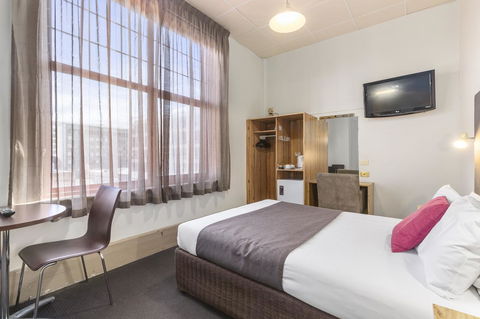 Adelaide Paringa - Accommodation Search 3