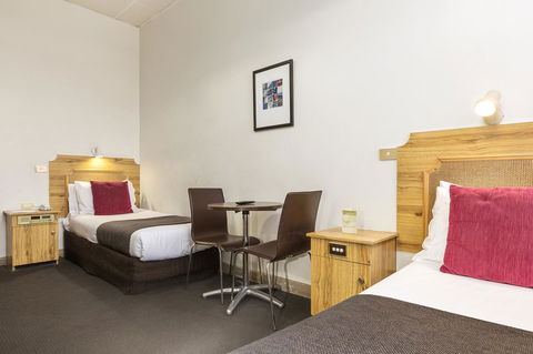 Adelaide Paringa - Accommodation Search 11