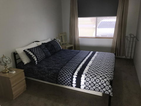 Hydeaway Bay - Own Private Bay + Kayaks - Accommodation Search 9