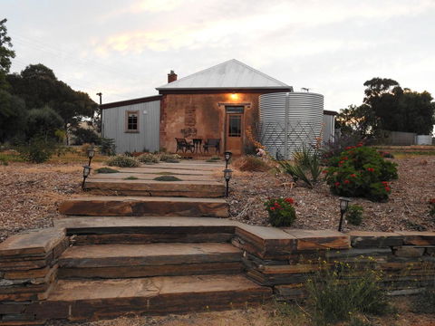 Cooks Cottage - Accommodation Search 0