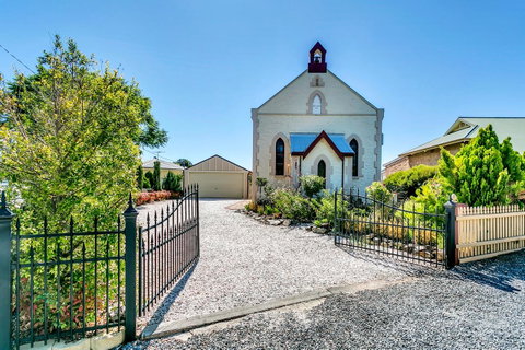 \'THE CHURCH\' Guest Home, Gawler Barossa Region - Accommodation Search 12