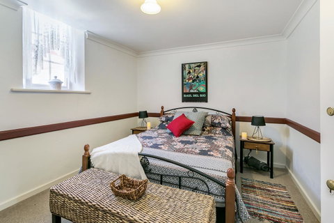 \'THE CHURCH\' Guest Home, Gawler Barossa Region - Accommodation Search 4