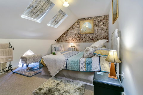 \'THE CHURCH\' Guest Home, Gawler Barossa Region - Accommodation Search 7
