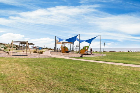 Maslin Beach Getaway - Accommodation Search 18