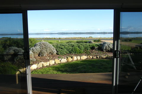 Coorong Waterfront Retreat - Accommodation Search 20