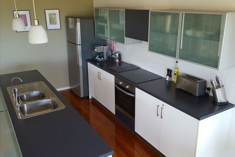 Coorong Waterfront Retreat - Accommodation Search 9