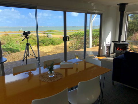 Coorong Waterfront Retreat - Accommodation Search 7