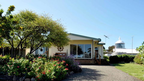 Admirals Inn - Accommodation Search 3