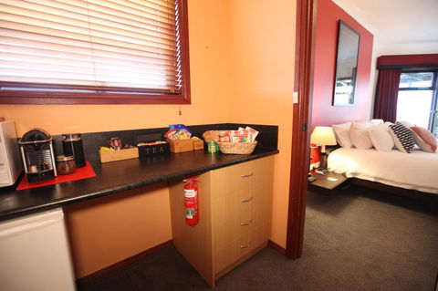 Wine And Roses Bed And Breakfast - Accommodation Search 32