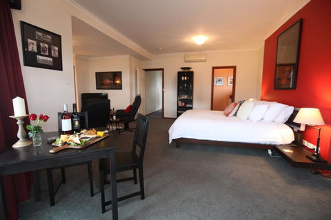 Wine And Roses Bed And Breakfast - Accommodation Search 31