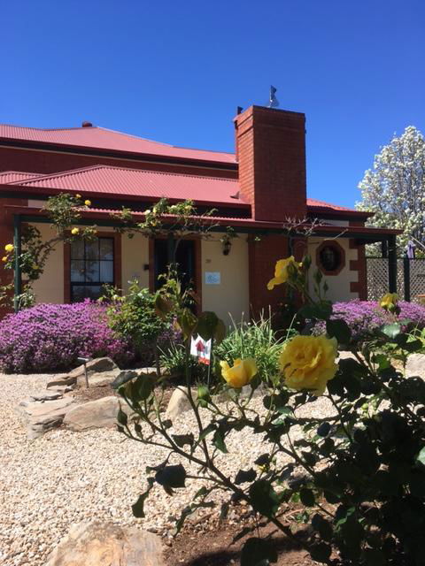 Wine And Roses Bed And Breakfast - Accommodation Search 6