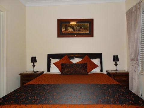 Hahndorf Oak Tree Cottages - Accommodation Search 4