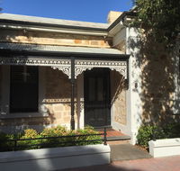 8 Osborne - Accommodation Search