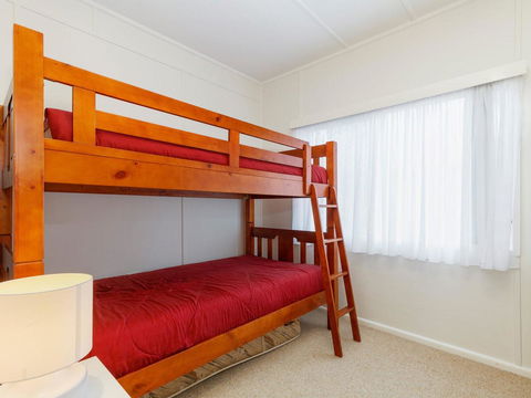 Wyvern - Accommodation Search 6