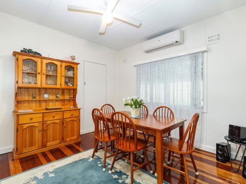 Wyvern - Accommodation Search 4