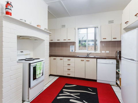 Wyvern - Accommodation Search 2