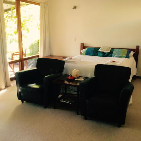 STUDIO ECHUNGA Adelaide Hills - Accommodation Search 8